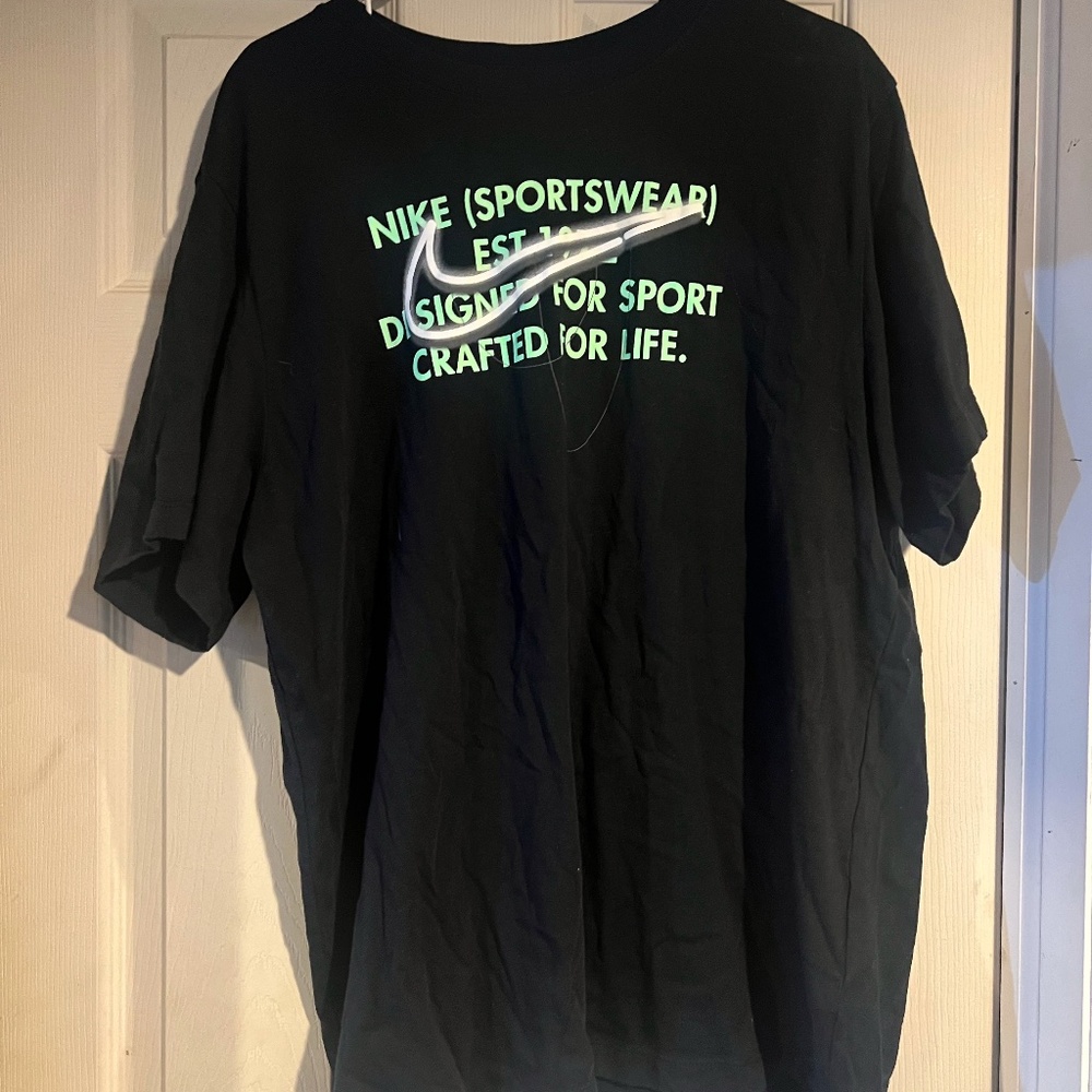Men's Nike T-shirt